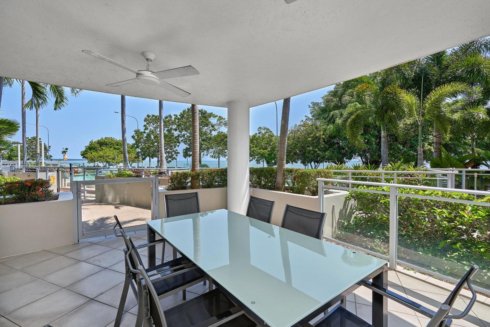 Vision Apartments Cairns Esterno foto